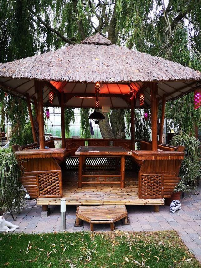 Het Filipijns Slaaphuisje Hooglede Ngoại thất bức ảnh